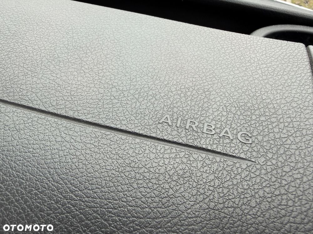 Mercedes-Benz Sprinter 907 - 18