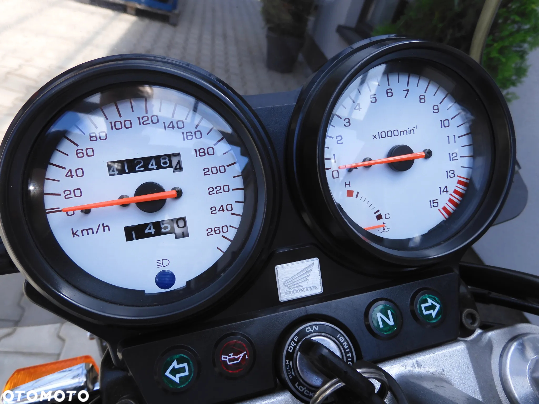 Honda Hornet - 24