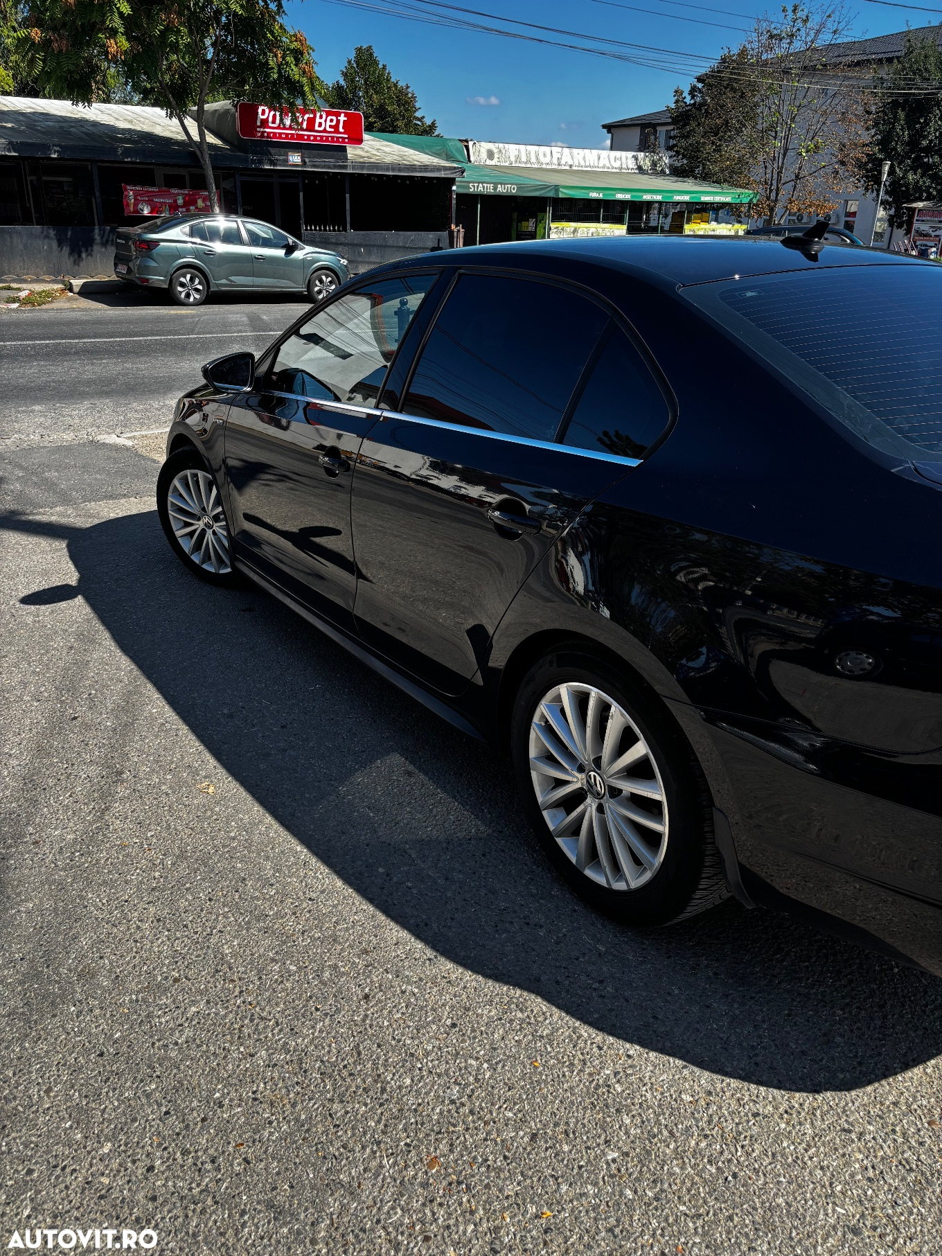 Volkswagen Jetta - 15