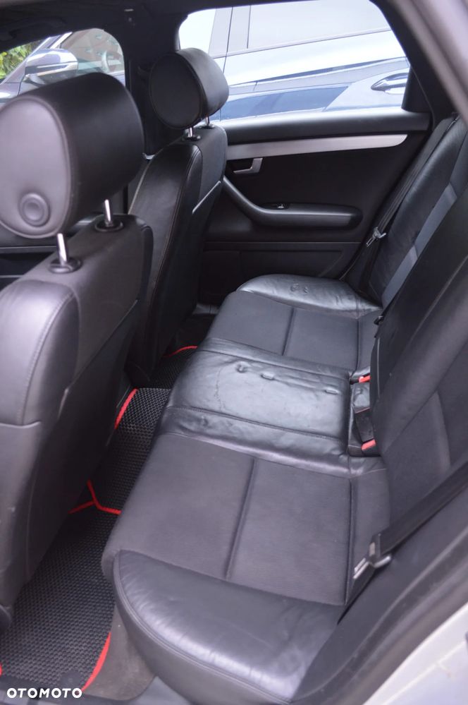 Audi A4 Avant - 16
