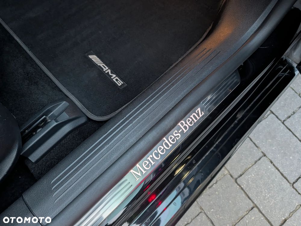 Mercedes-Benz CLA 200 AMG Line 7G-DCT - 30