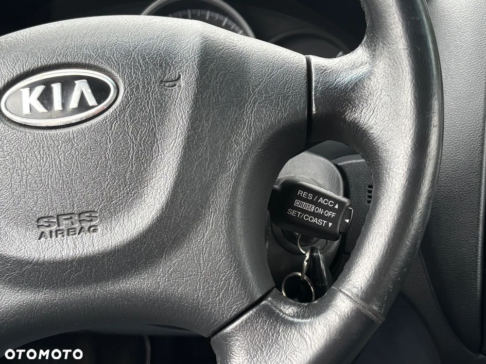 Kia Sportage 2.0 2WD Cup - 25
