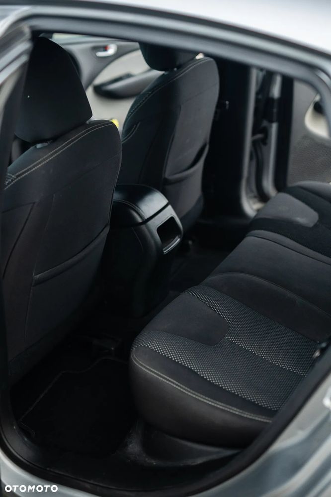 Dodge Dart - 9