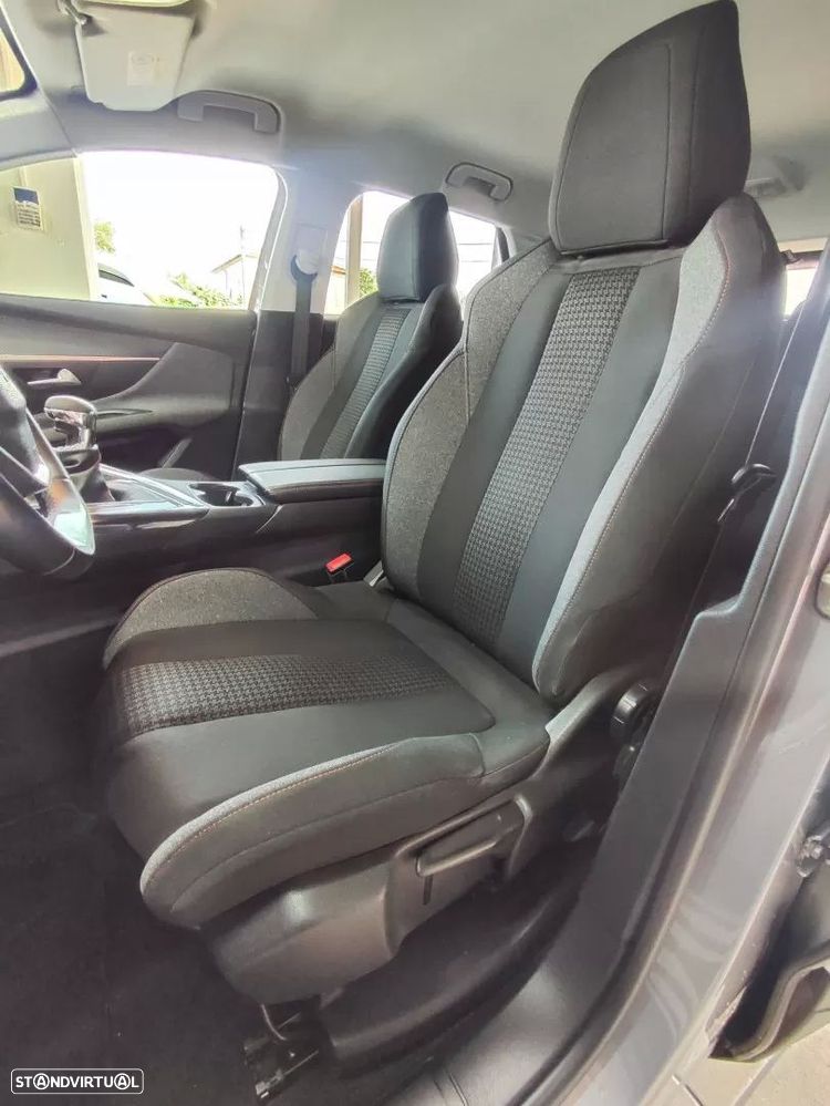 Peugeot 3008 1.5 BlueHDi Allure - 24