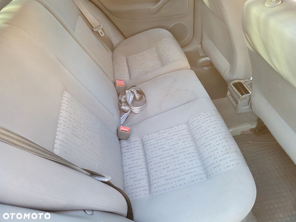 Volkswagen Golf 1.4 Q - 18