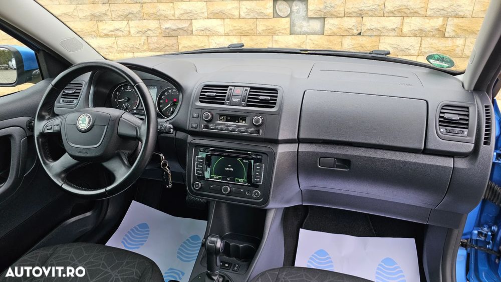 Skoda Fabia 1.2 TSI DSG FAMILY - 9