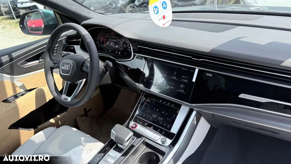 Audi RS Q8 Performance quattro Tiptronic MHEV - 10