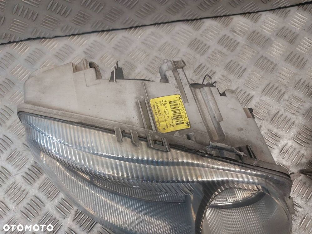 LAMPA LEWY PRZÓD + PRAWY PRZÓD ALFA ROMEO 147 I 465565640 465565650 - 2