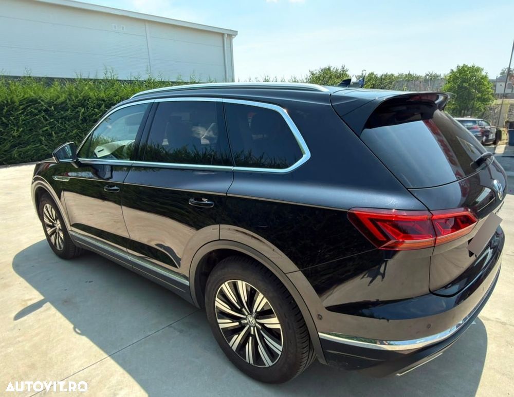 Volkswagen Touareg V6 TDI Elegance - 3