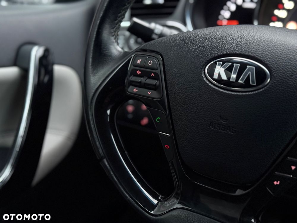 Kia Ceed - 17