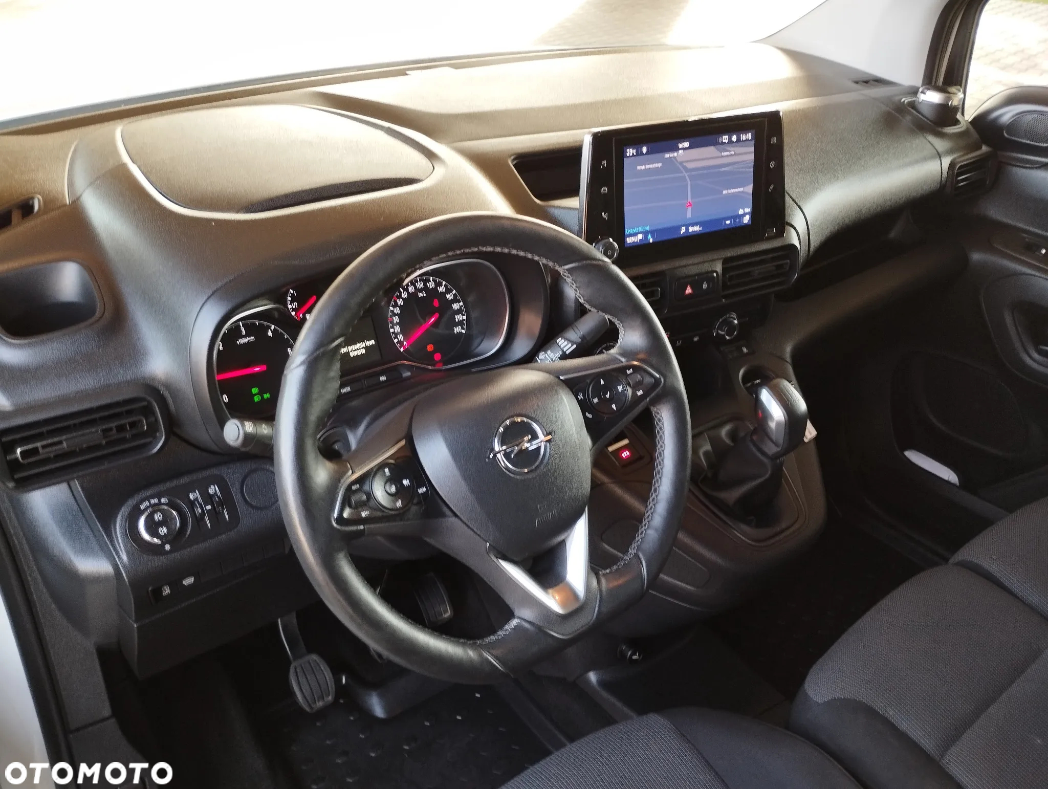 Opel COMBO - 24