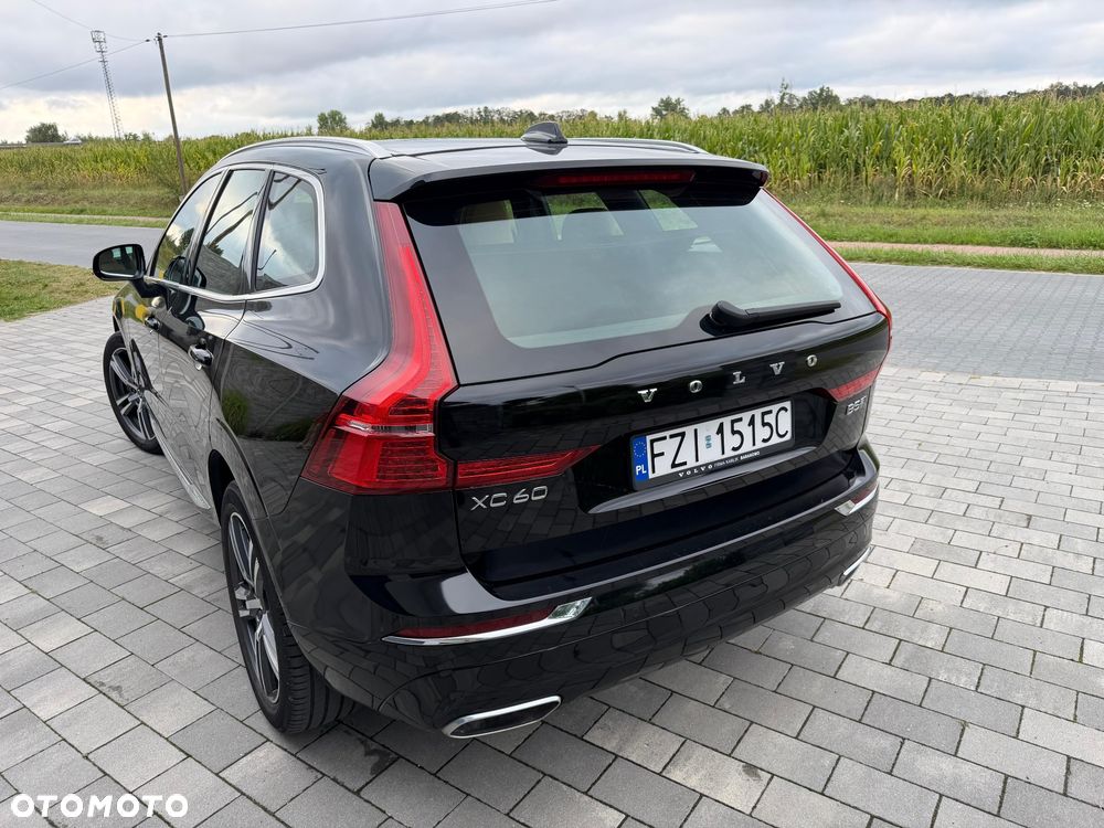 Volvo XC 60 D5 AWD Inscription - 4