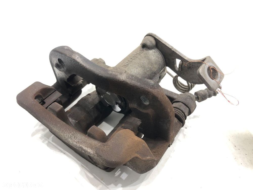 ZACISK PRAWY TYŁ - 69.00 PLN - KIA STONIC (YB) 2017 - 2022 1.0 T-GDi 74 kW [101 KM] benzyna 2018 - - 3