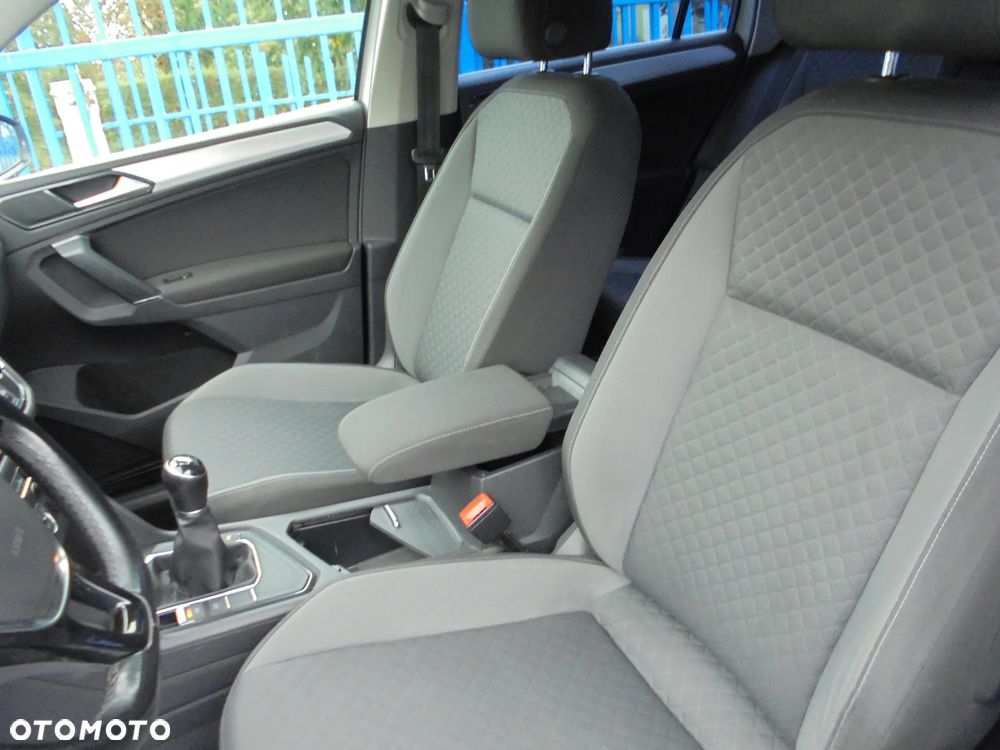 Volkswagen Tiguan 2.0 TDI SCR (BlueMotion Technology) Comfortline - 6