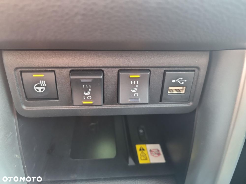 Toyota Corolla Cross - 23