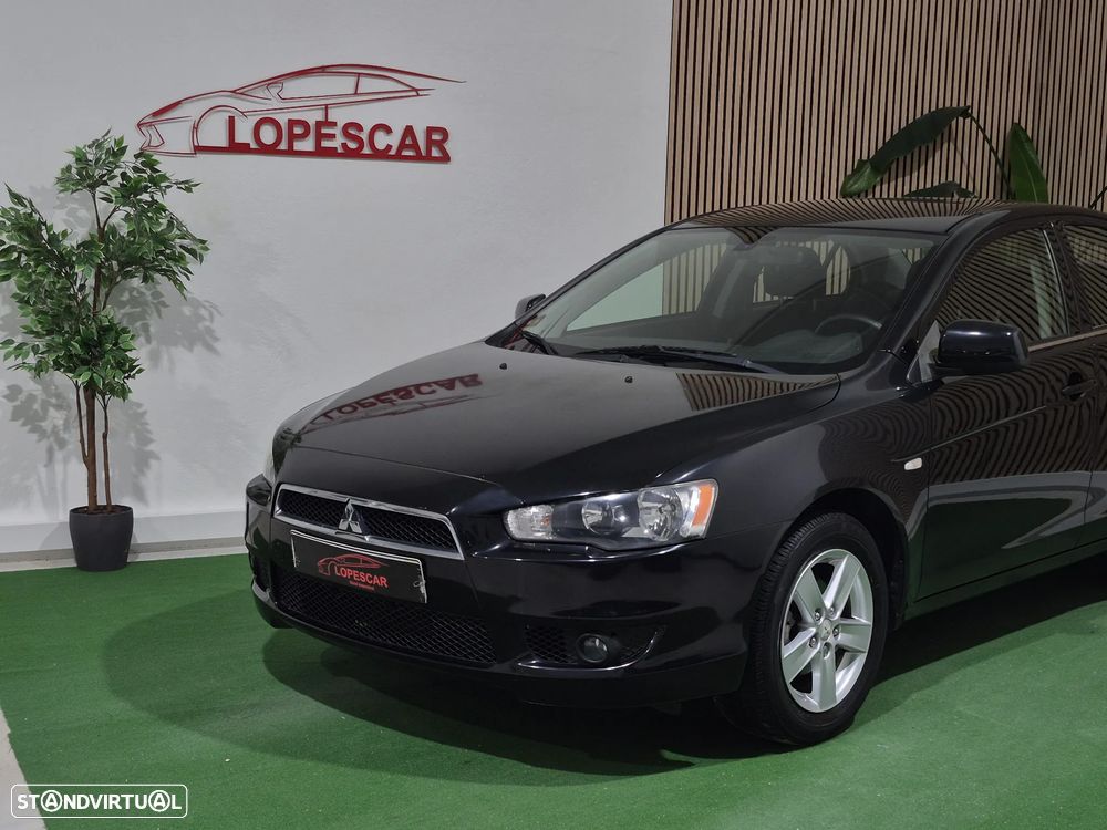 Mitsubishi Lancer 1.5 Inform - 2