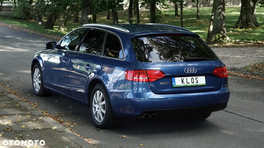 Audi A4 Avant - 27