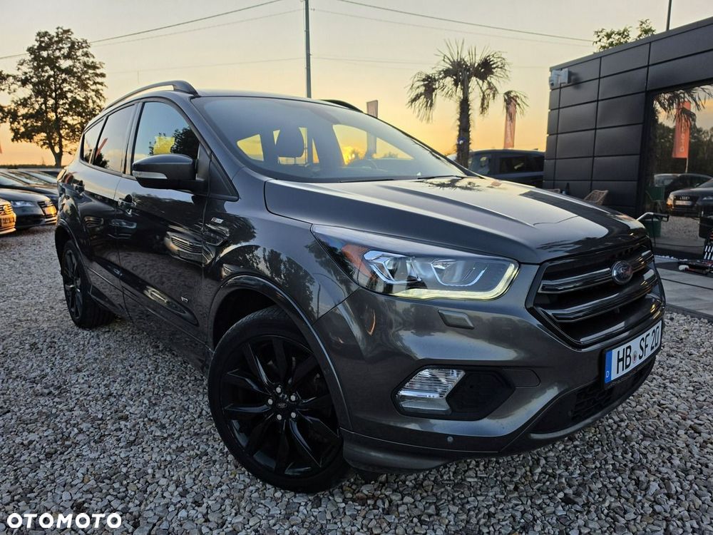 Ford Kuga 2.0 TDCi AWD ST-Line - 4