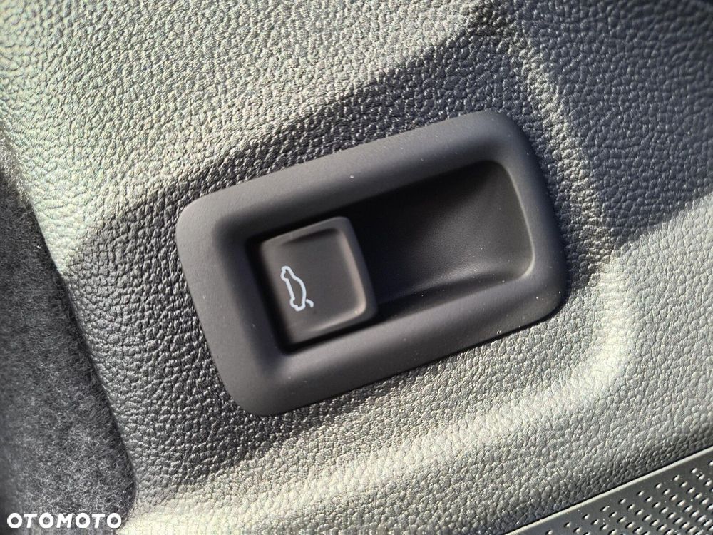 Skoda Superb 2.0 TSI Edition 130 DSG - 25
