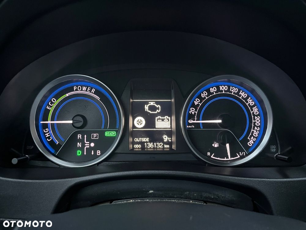 Toyota Auris 1.8 HSD Luna - 18