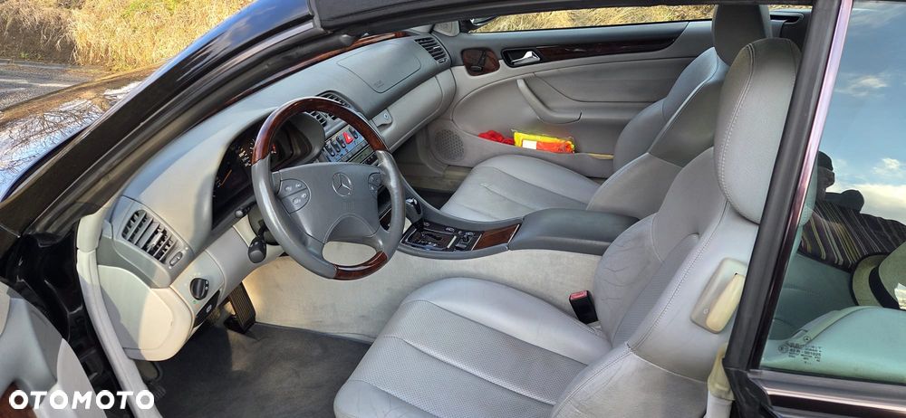 Mercedes-Benz CLK - 9