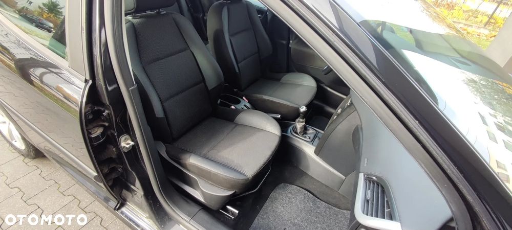 Peugeot 207 1.4 HDi Trendy - 12