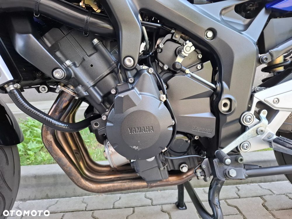 Yamaha FZ6 - 16