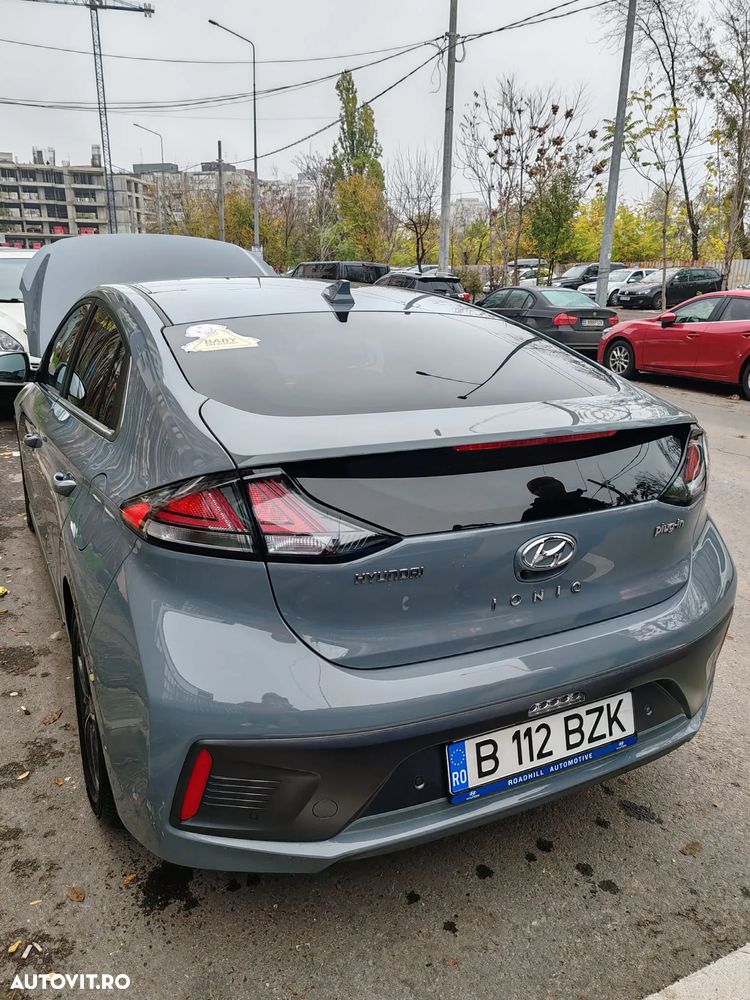 Hyundai IONIQ - 4