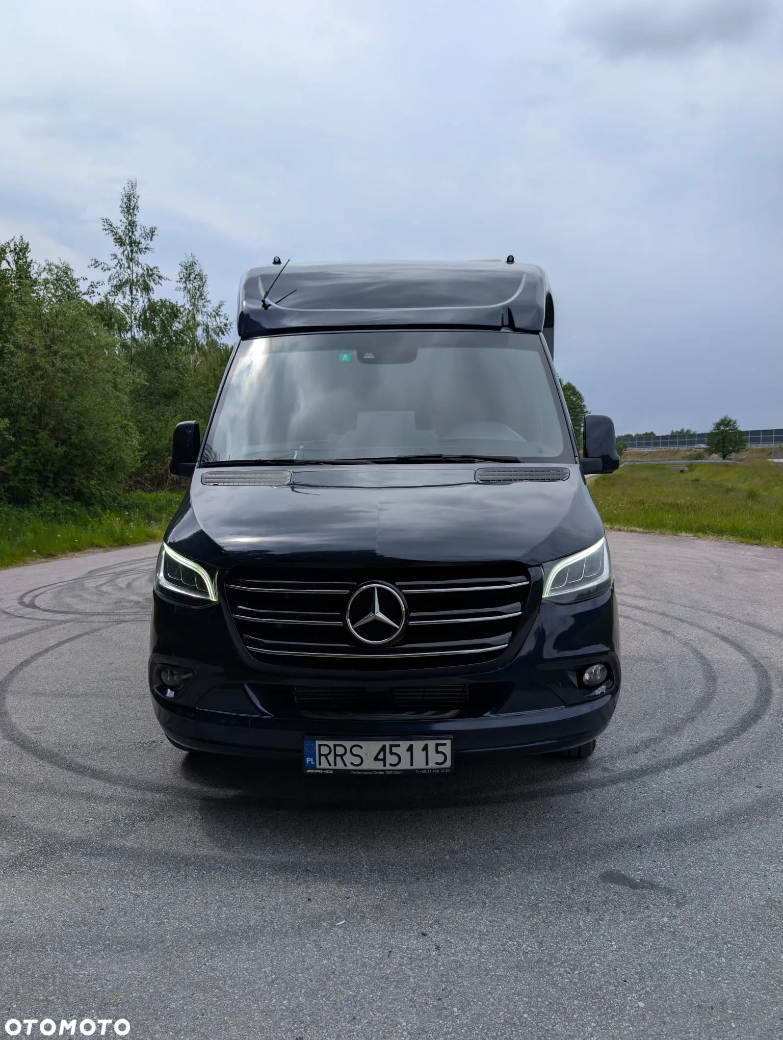 Mercedes-Benz Sprinter - 9