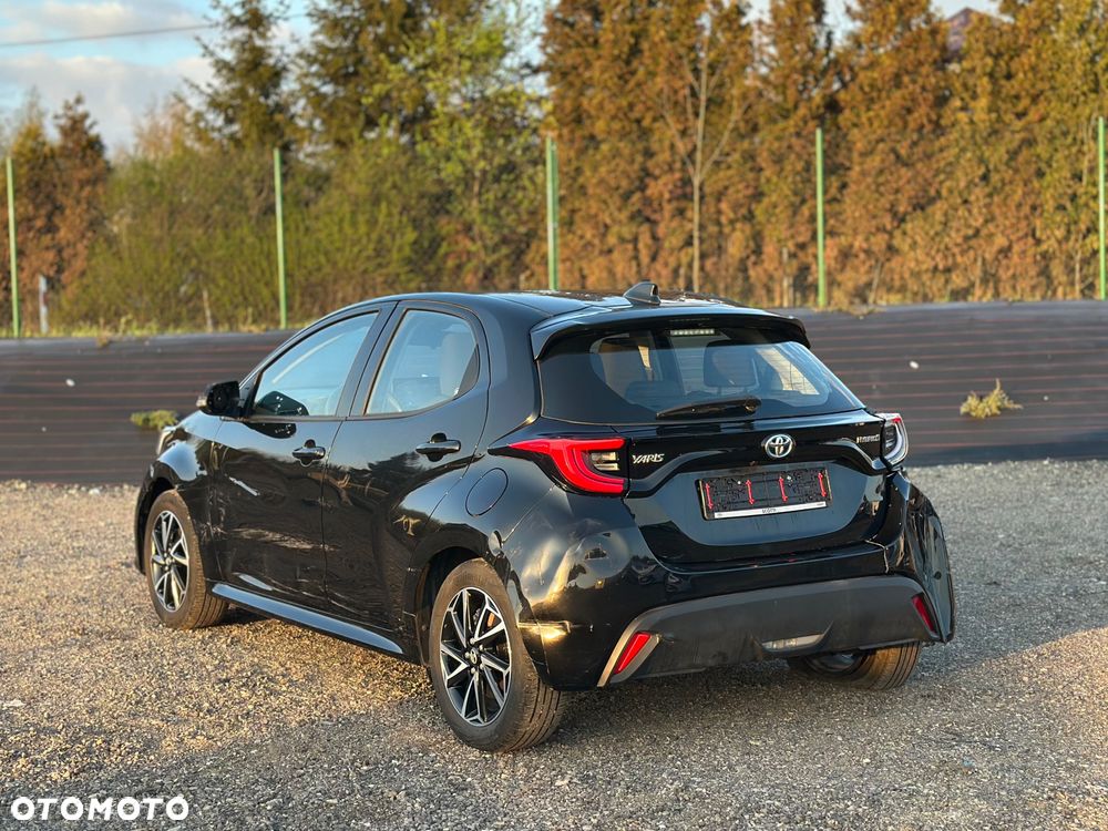Toyota Yaris - 17