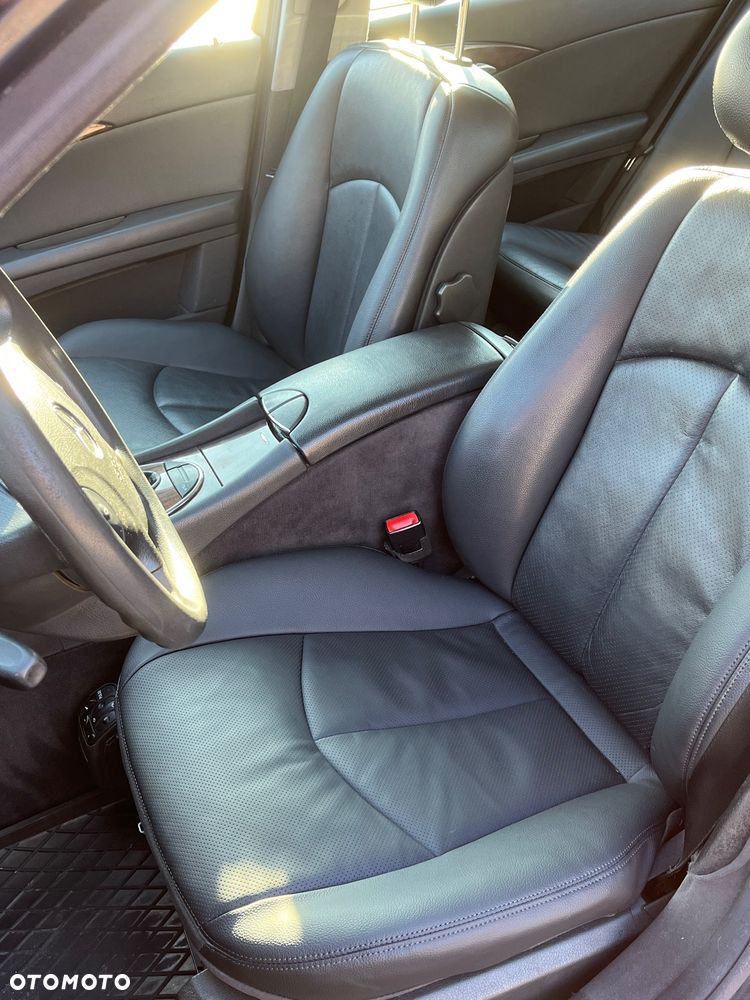 Mercedes-Benz Klasa E 220 CDI Automatik Classic - 13