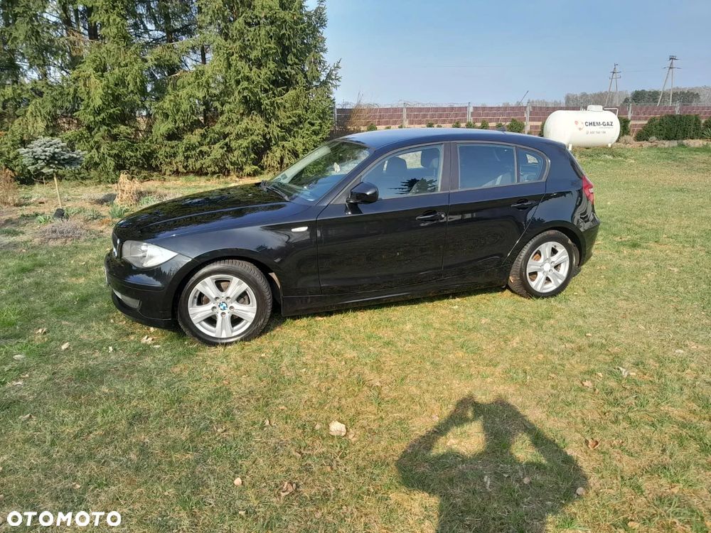 BMW Seria 1 116d - 17