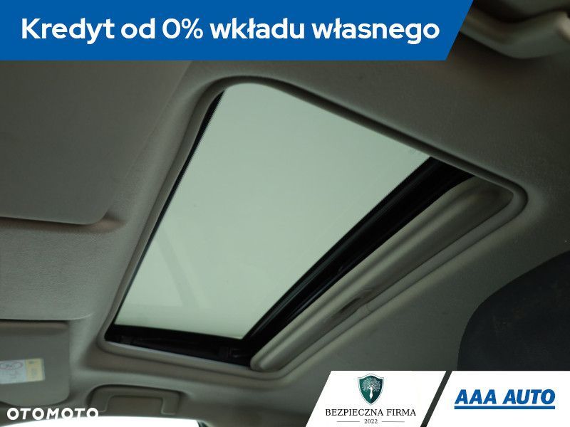 Mitsubishi Outlander - 25