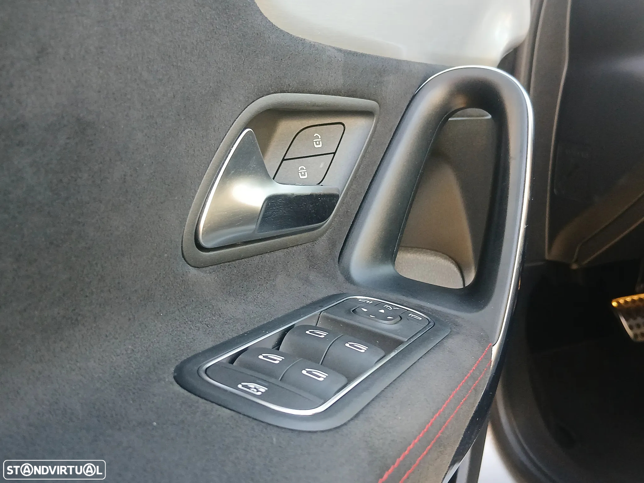 Mercedes-Benz A 180 d 7G-DCT AMG Line - 29
