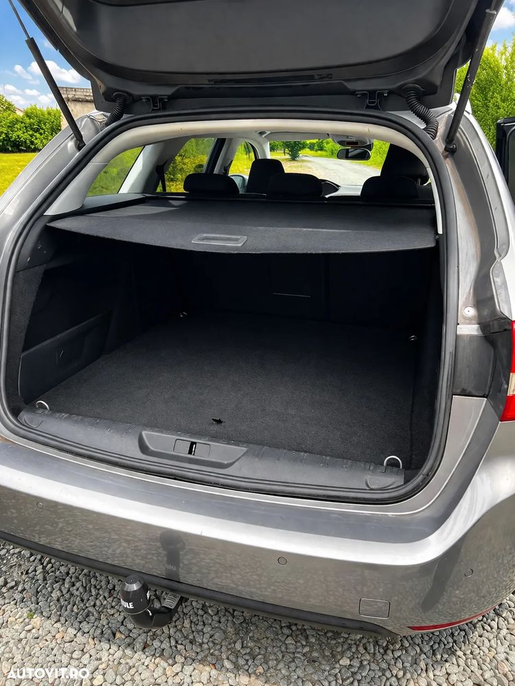 Peugeot 308 1.2 L PureTech Turbo Active - 7