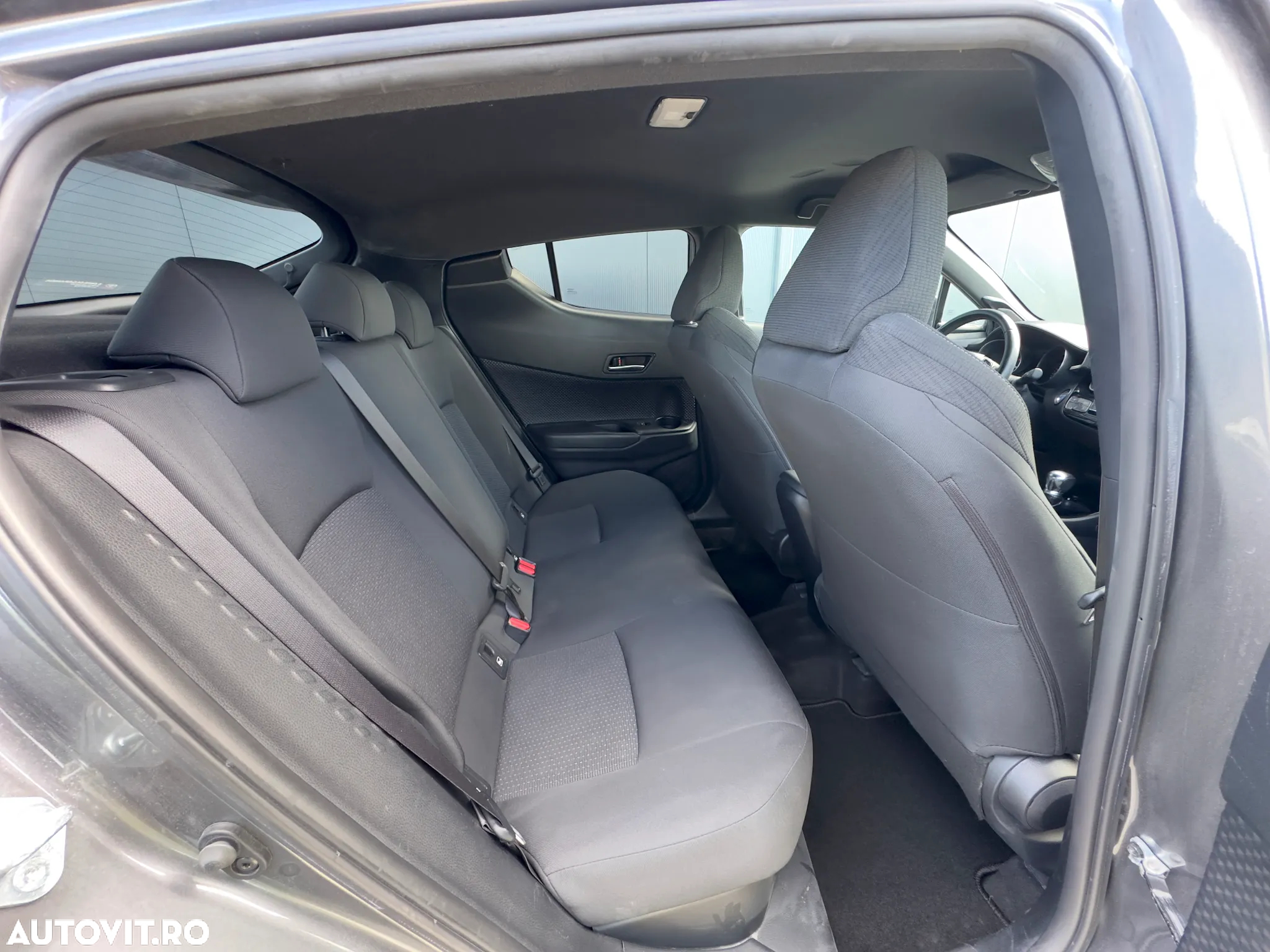 Toyota C-HR 1.8 HEV 140 CP 4x2 CVT Exclusive - 15