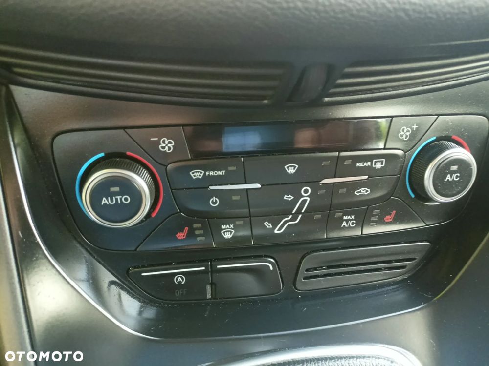 Ford C-MAX - 17