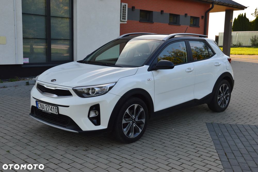 Kia Stonic 1.6 CRDi SCR L - 1