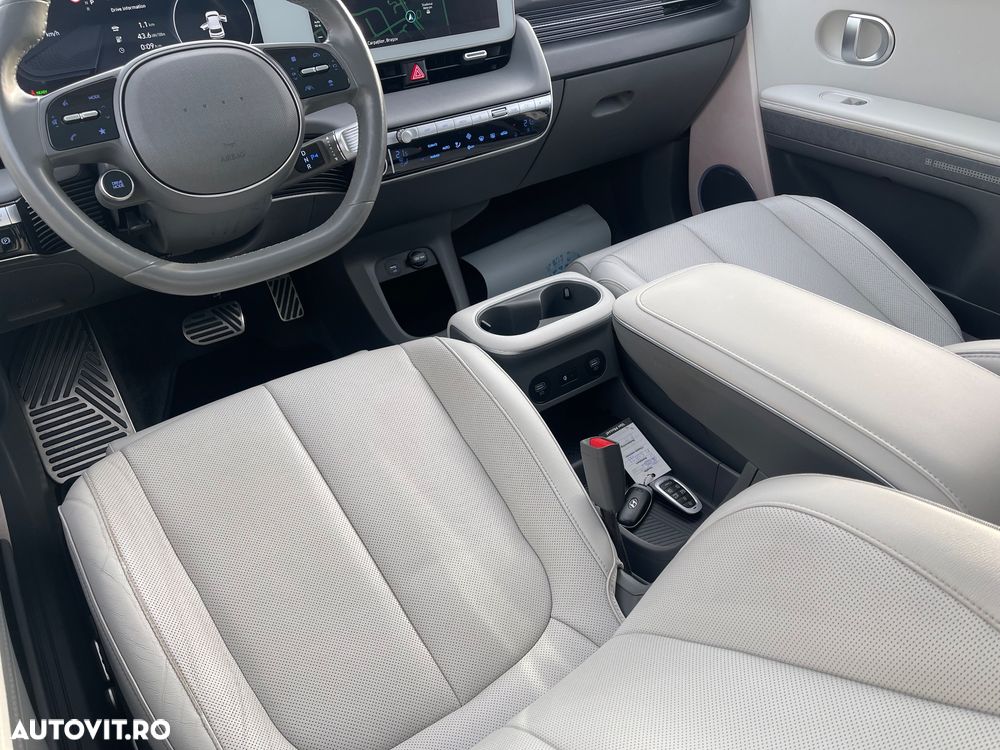 Hyundai IONIQ 77,4 kWh Uniq - 4