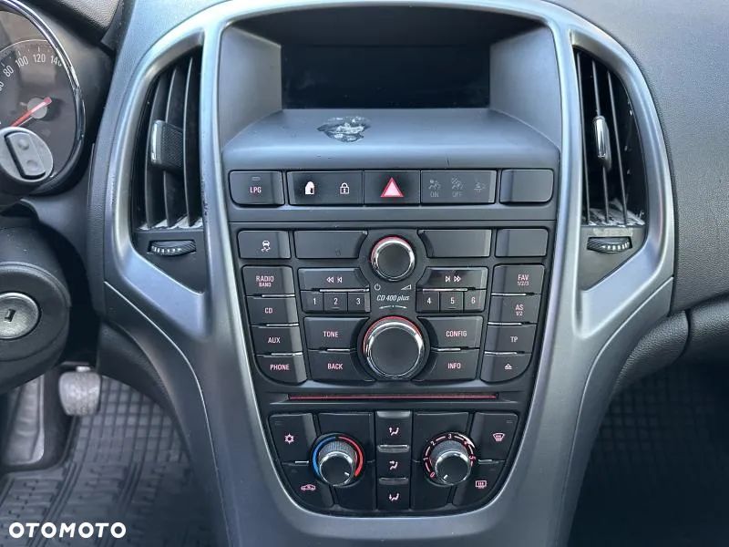 Opel Astra IV 1.4 T Active EU6 - 12