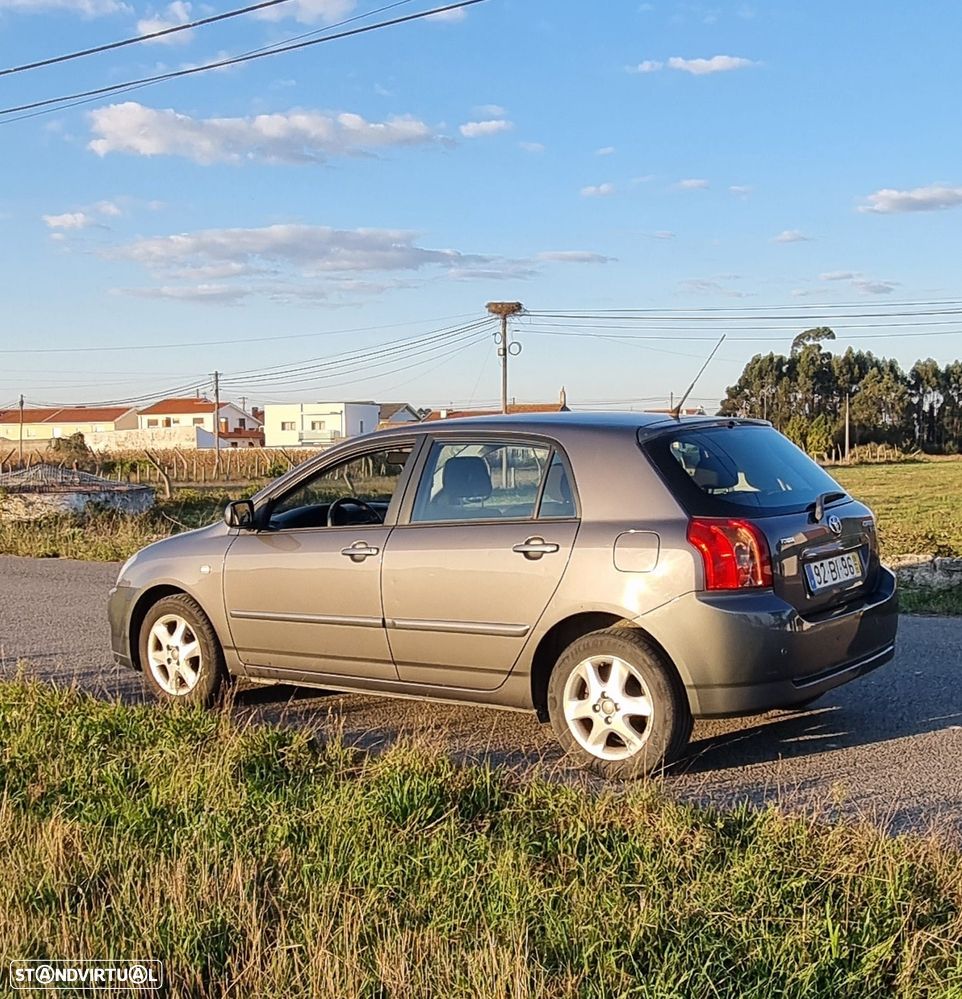 Toyota Corolla 1.4 D-4D - 4