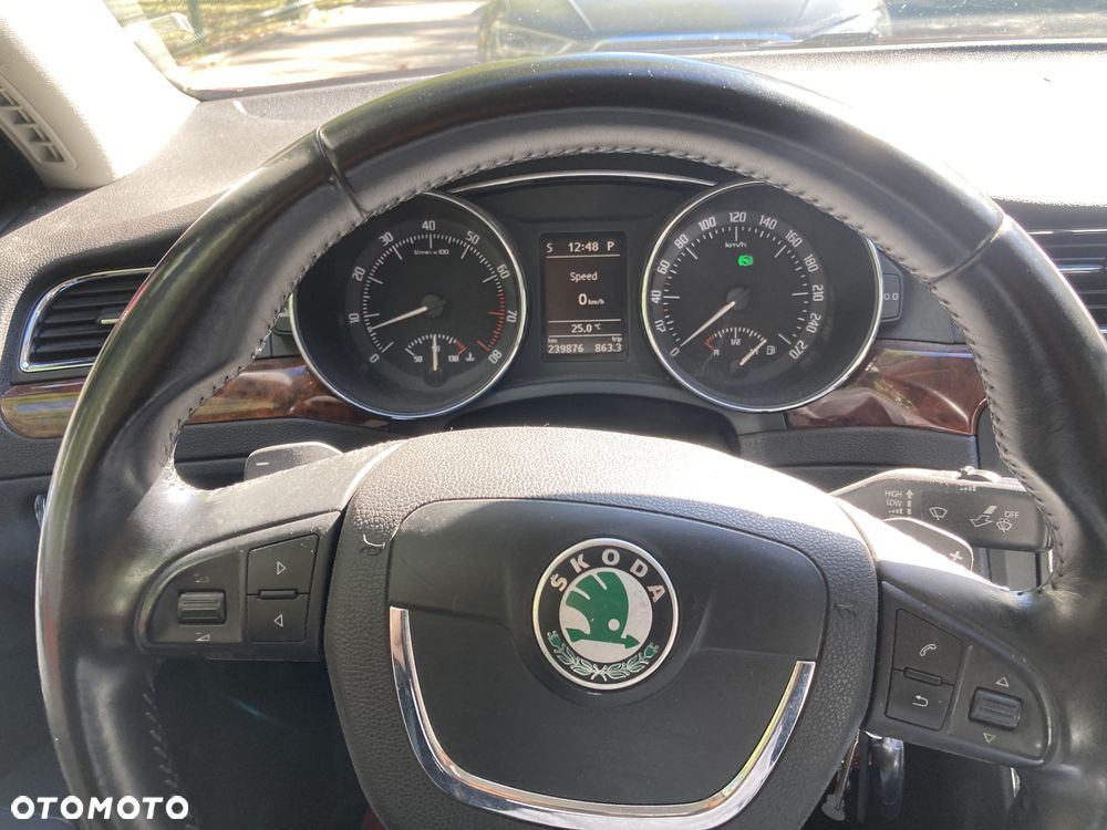 Skoda Superb 3.6 FSI 4x4 Platinum DSG - 3