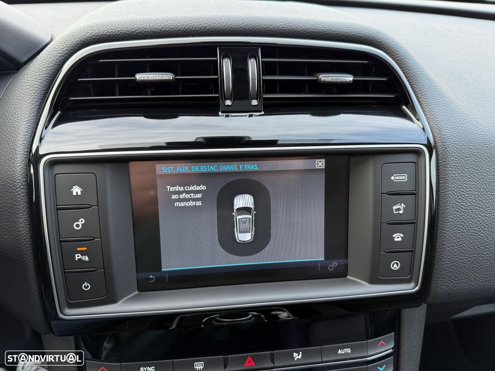 Jaguar F-Pace 20d Aut. Prestige - 40