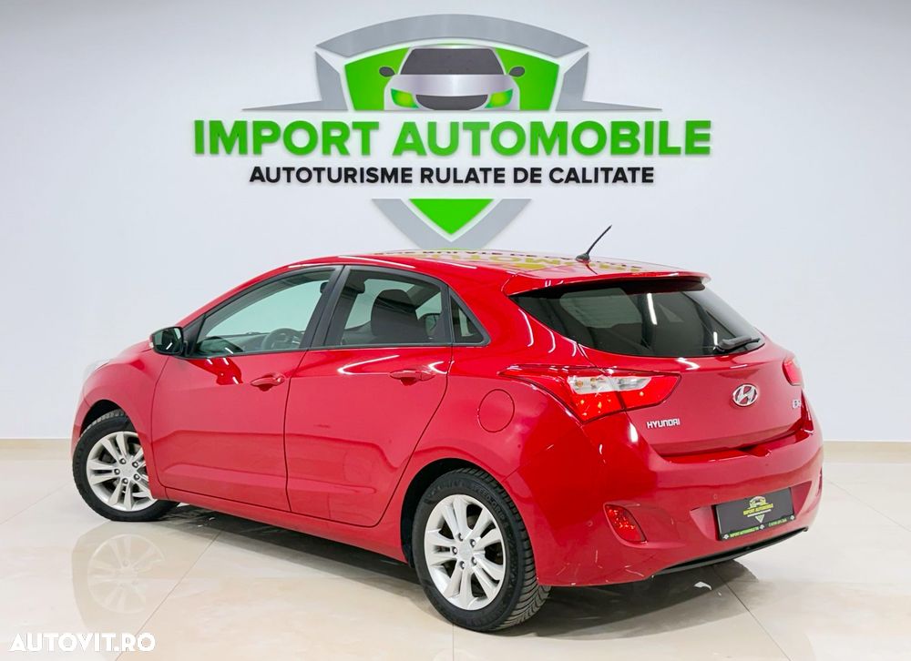Hyundai i30 1.4MPi Highway+ - 13