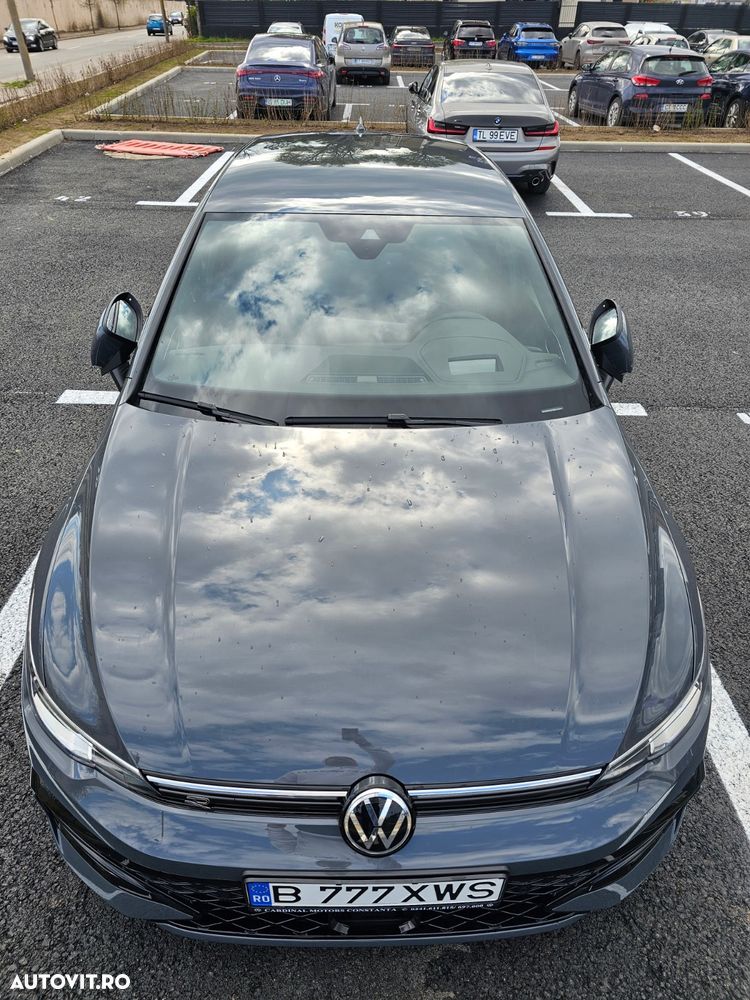 Volkswagen Golf 1.5 eTSI ACT DSG MHEV R-Line - 4