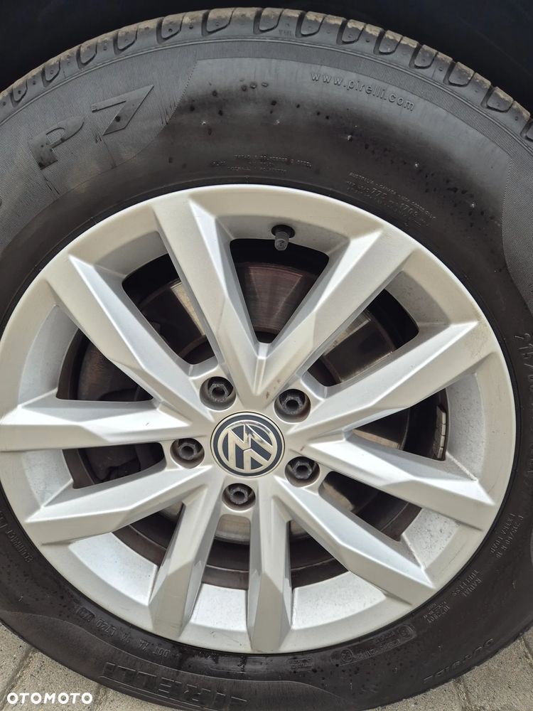 Volkswagen Passat 2.0 TDI (BlueMotion Technology) Comfortline - 34