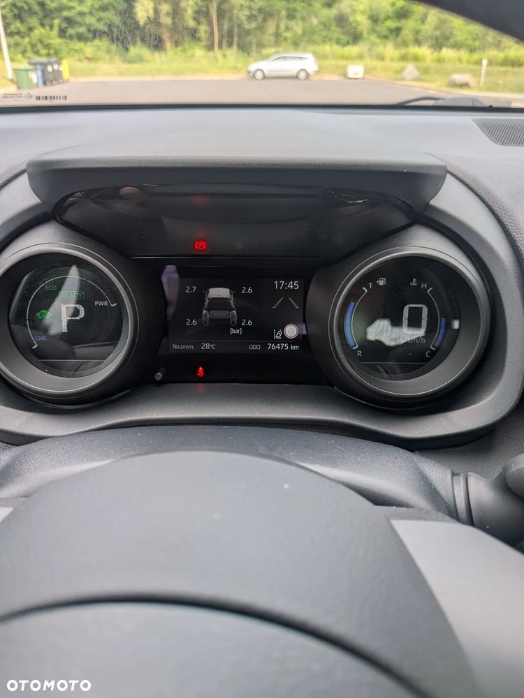 Toyota Yaris - 16