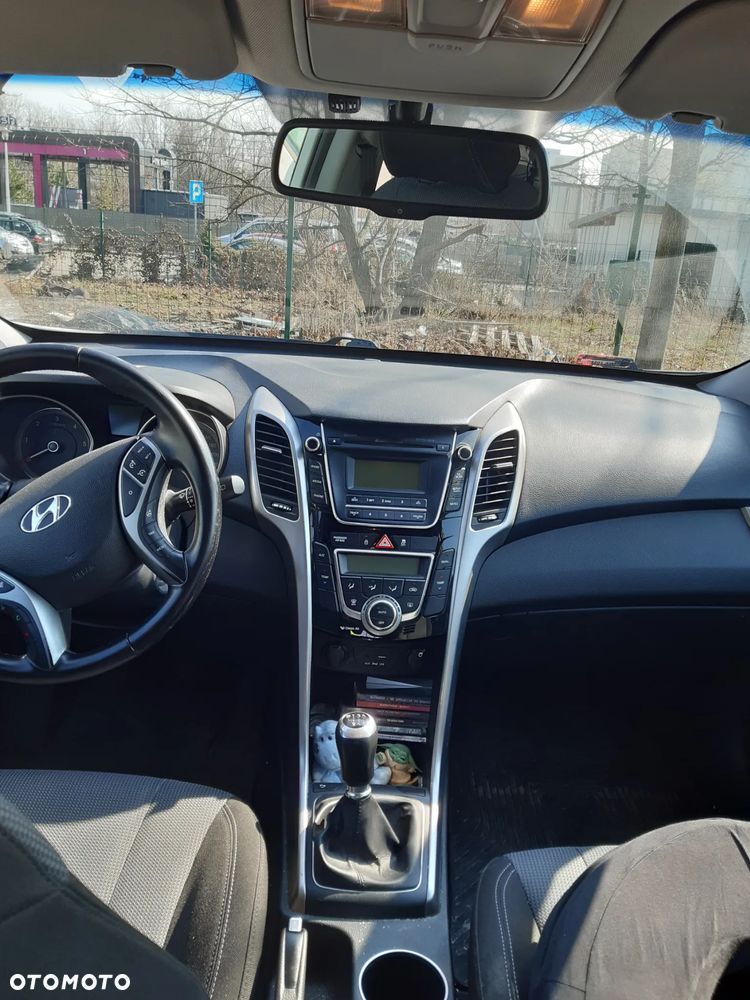 Hyundai i30 1.6 D Comfort - 4