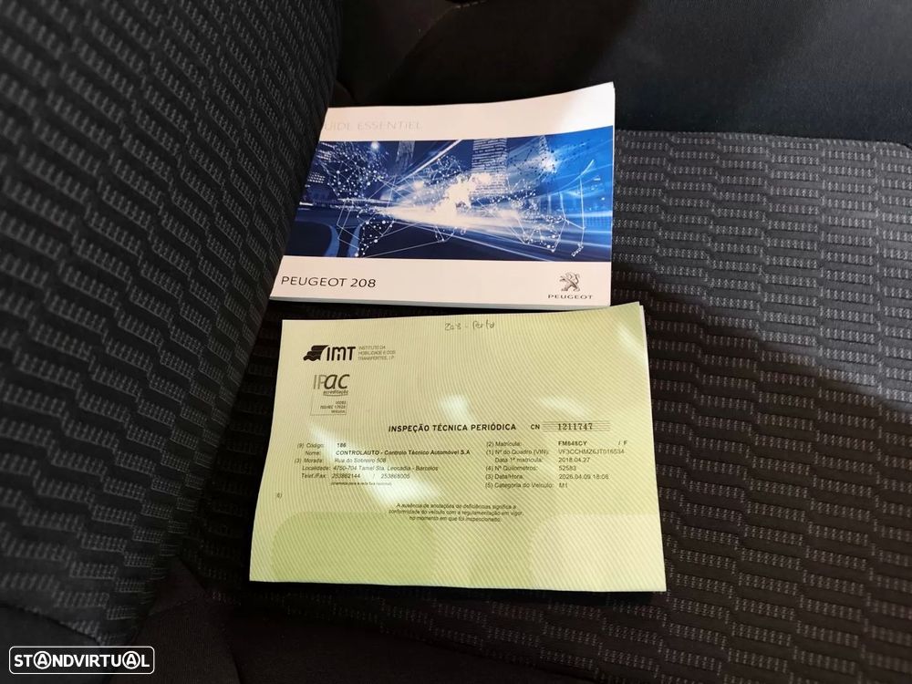 Peugeot 208 1.2 PureTech Style - 23