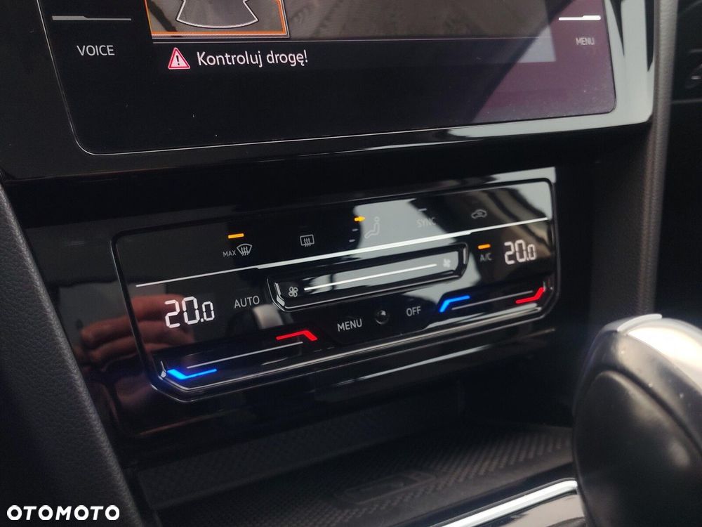 Volkswagen Passat Variant 1.5 TSI EVO Business DSG - 24